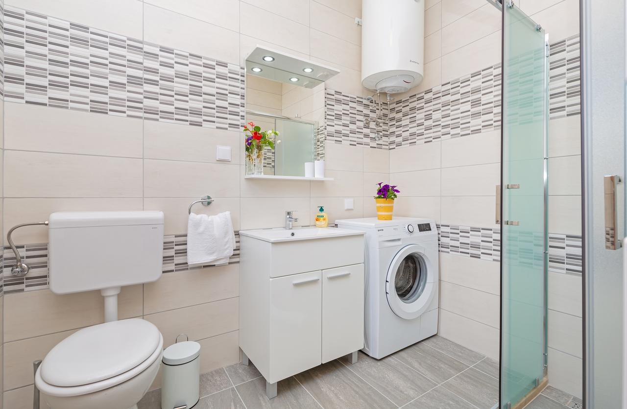 Apartments Elica Donje Celo Екстериор снимка